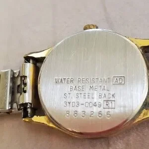 Mickey Mouse Vintage Quartz 1980s\' Goldtone Speidel Stretch Band Seiko Watch Vintage Unisex Seiko Walt Disney Mickey Mouse Quartz Watch  main image 4